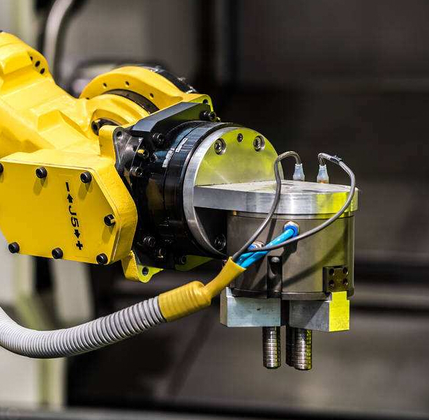 韩国工业机器人渗透率奇高 主要分布在电子产业和汽车制造业